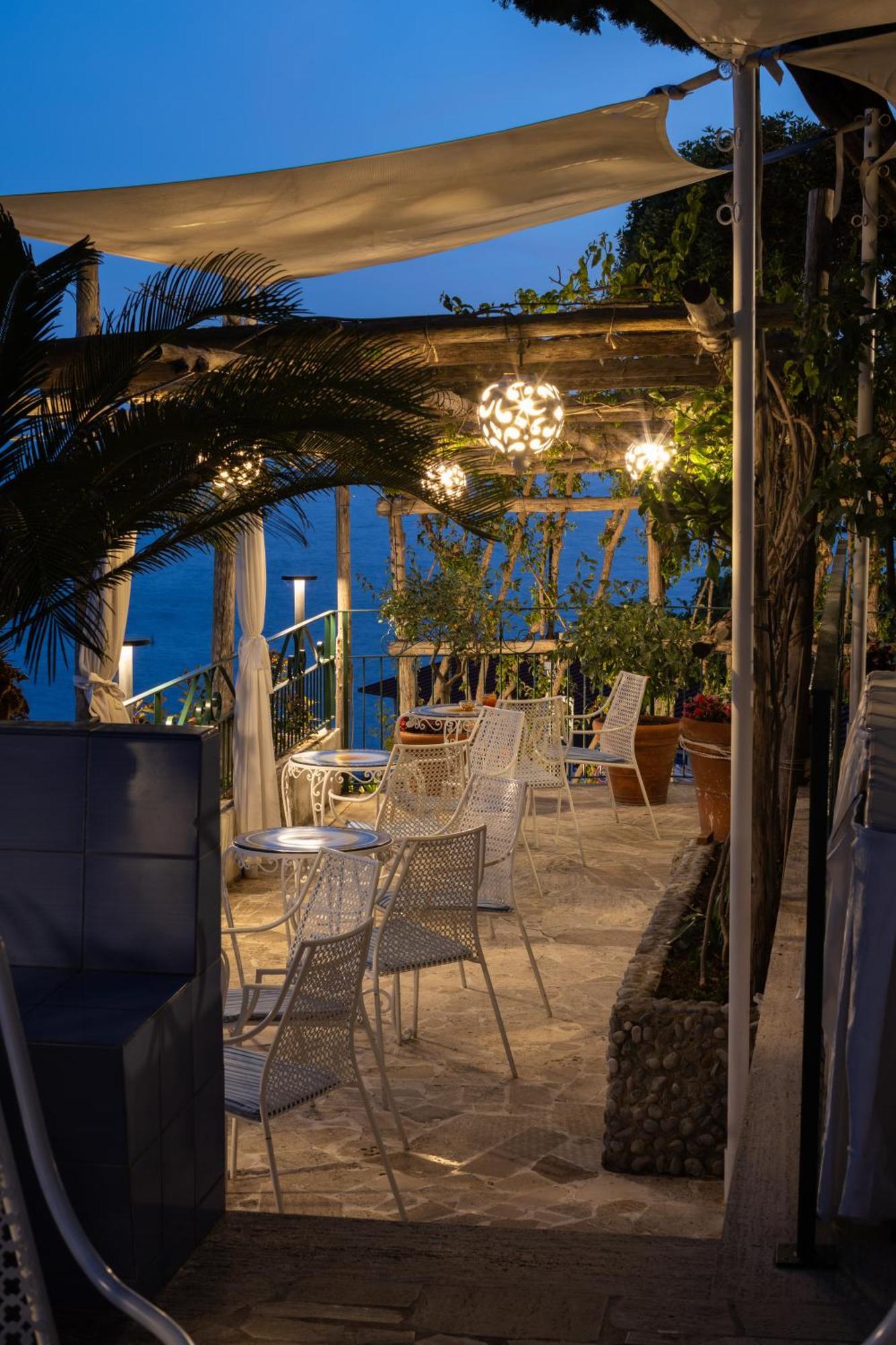 Hotel Aurora Amalfi Exterior photo
